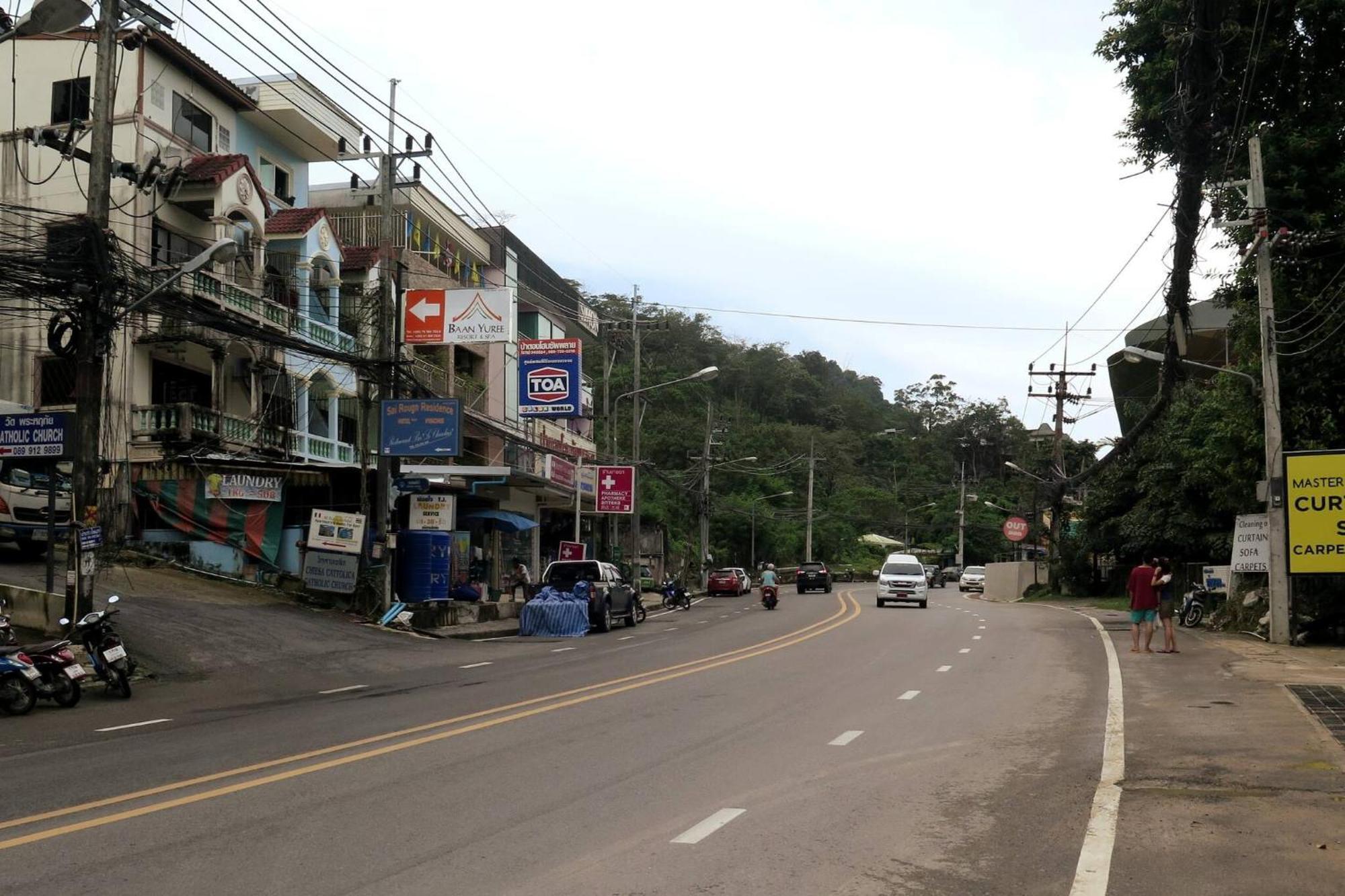 Căn hộ Large 1 Bedroom1 Bathroom 1 Km Walking To *
