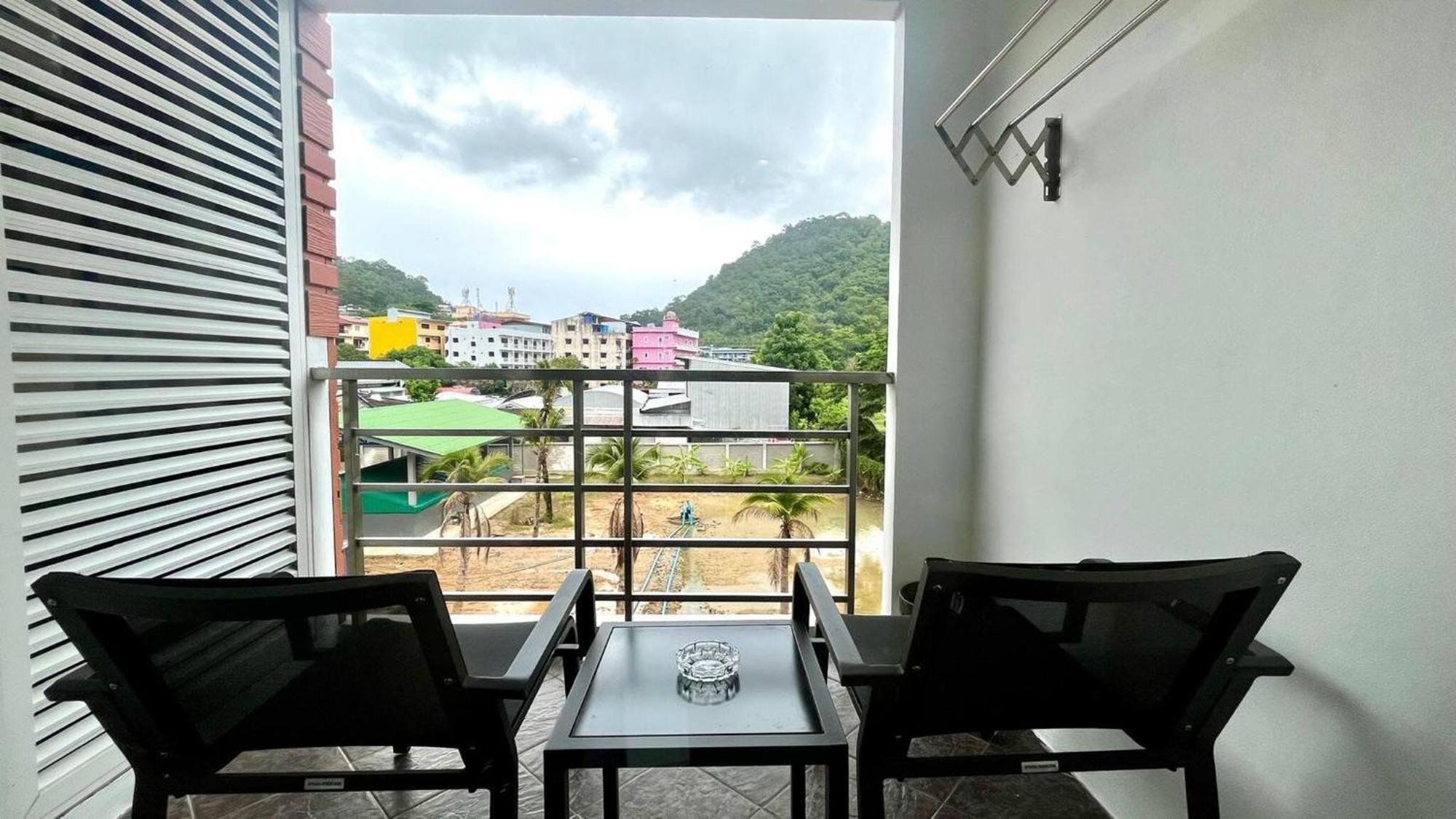 Large 1 Bedroom1 Bathroom 1 Km Walking To Căn hộ *